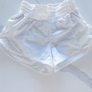 Lululemon Hottie High Rise Lined 2.5” Shorts For Sale